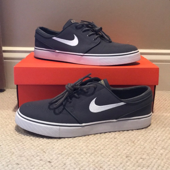 nike janoski original